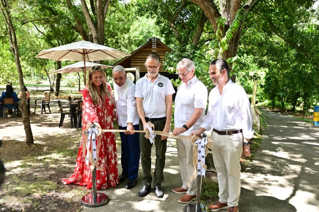 Inauguración de espacios en el Jardín Botánico Nacional