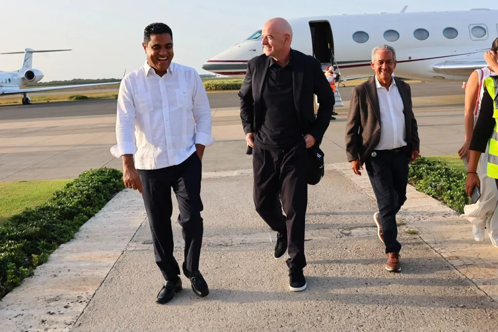 Reunión de líderes del fútbol en República Dominicana