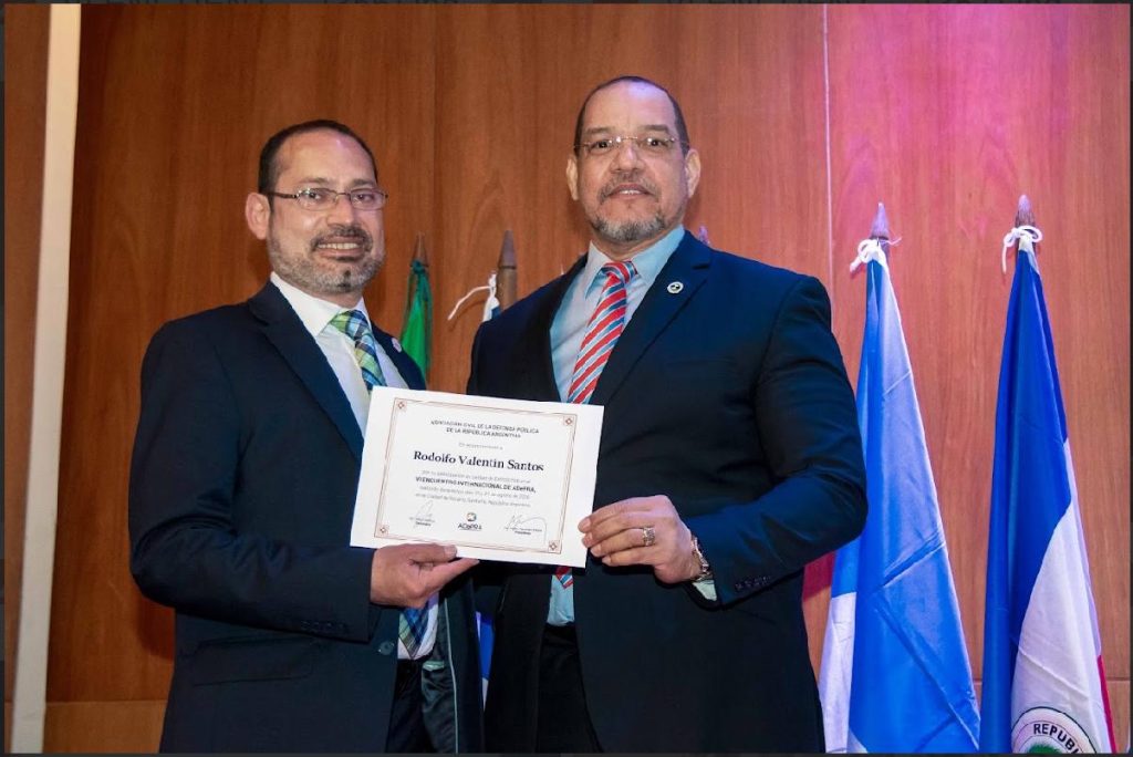 Director de la ONDP, Rodolfo Valentín Santos