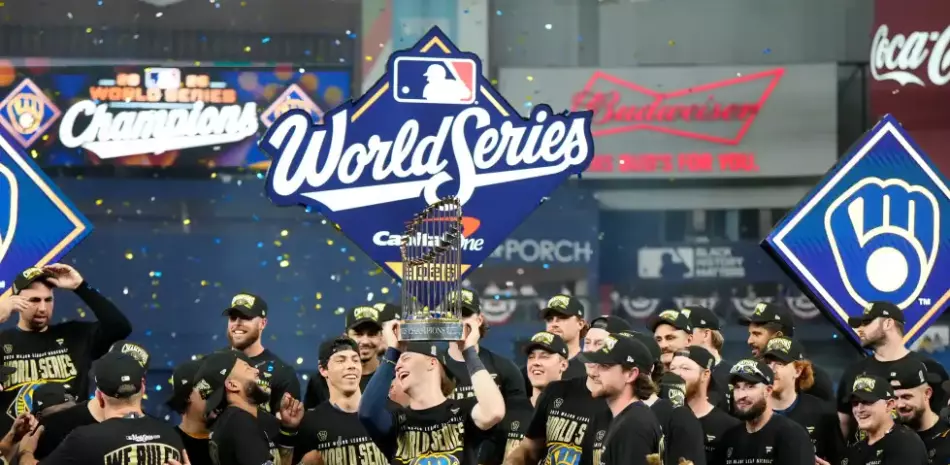 Milwaukee festeja el primer título de Cerveceros con un desfile este viernes